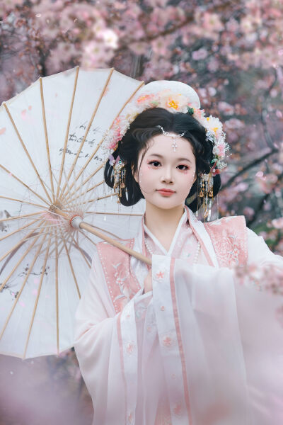 国产白嫩护士在线播放