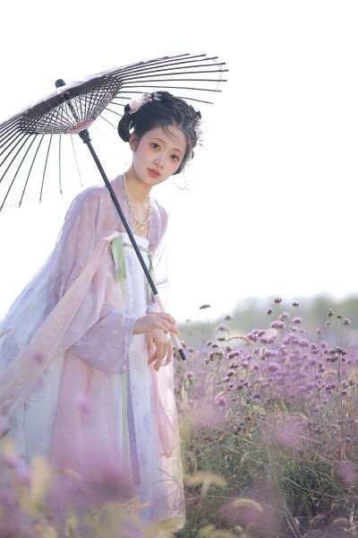 一男对三女理伦片