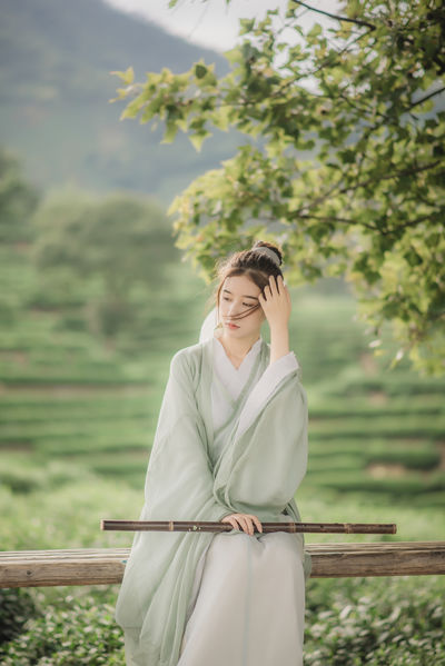 暴露娇妻被别人玩系列