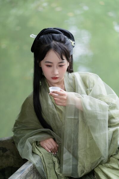 驱魔少女夏洛特动漫在线观看