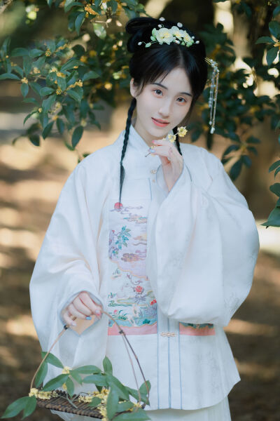 绿巨人WWW在线观看免费观看高清视频版