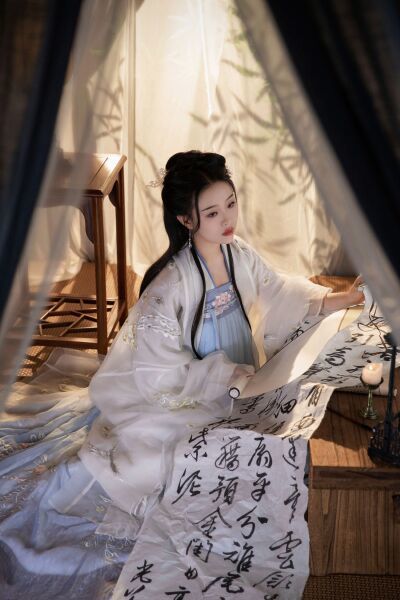 免费看扑克又疼又叫长视频