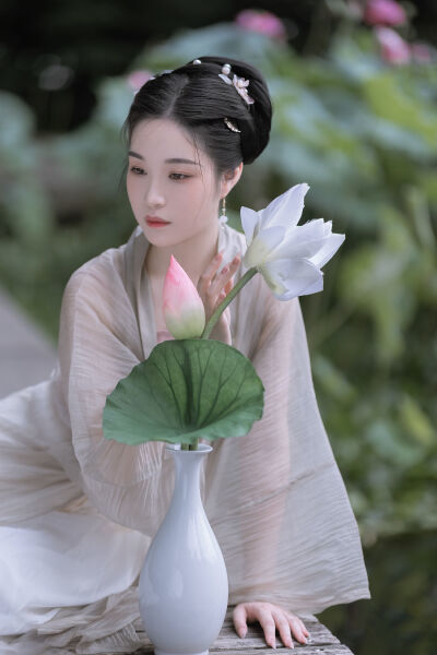 第一次处破美女完整版