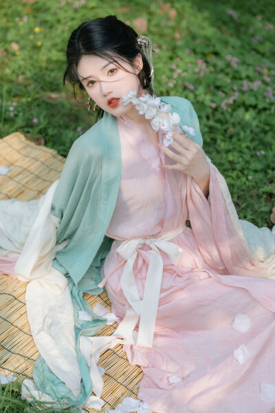 办公室里做好紧好爽H