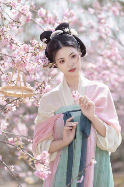 10_10_大香线蕉手机视频